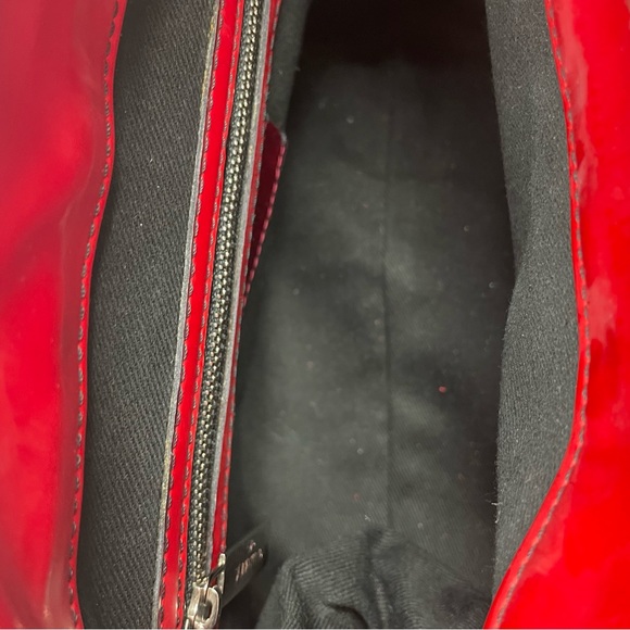 Authentic Valentino Garavani Lacca fleur red bag - Picture 5 of 12